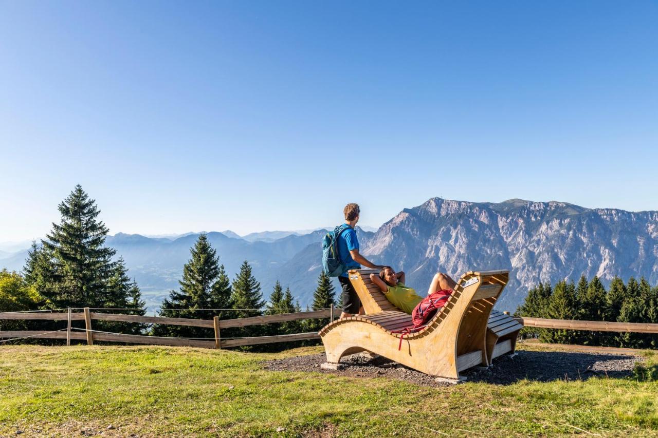 Gartenlodge Auszeit Nötsch Екстериор снимка